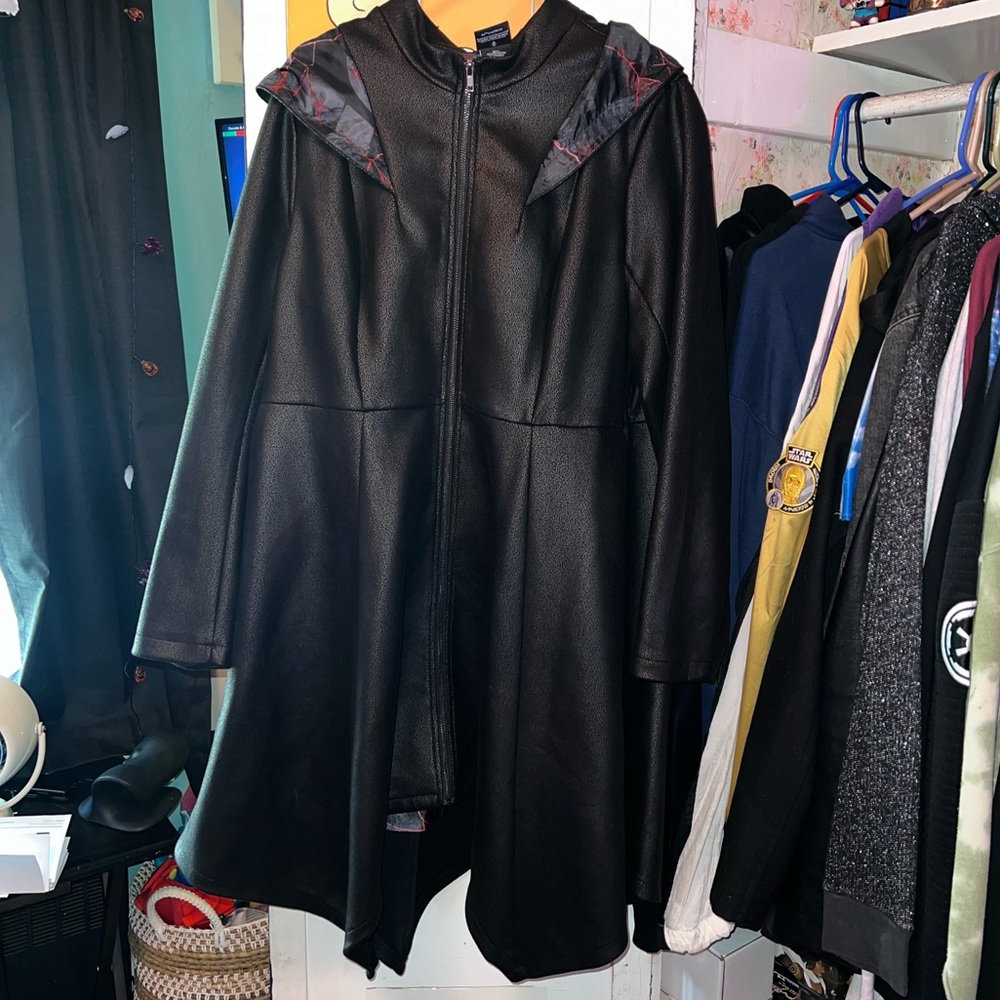 Her Universe Kylo Ren Long Jacket/Threnchcoat